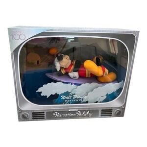 Disney Goofy Hawaiian Holiday Plush Figure‎ 100 Years of Wonder in Box